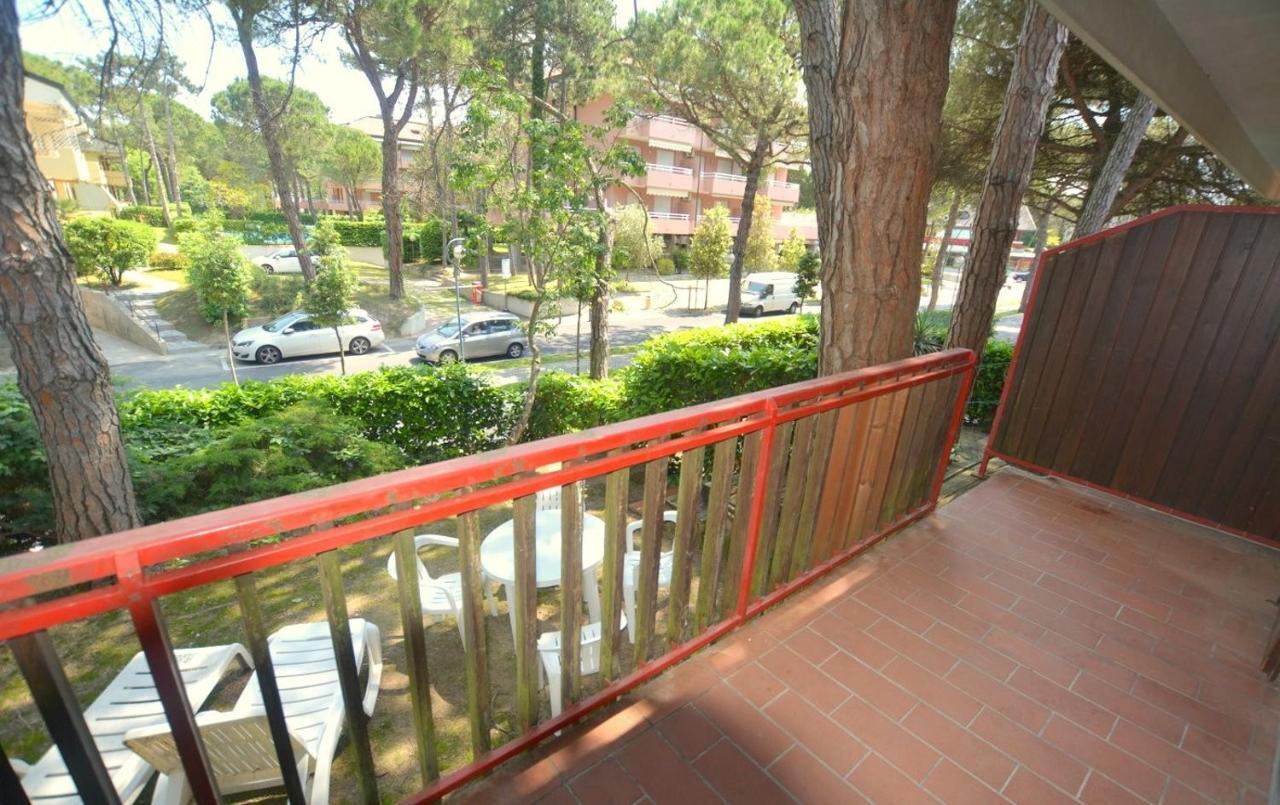 Flat In Lignano Pineta Apartment Lignano Sabbiadoro Exterior photo